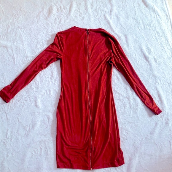 Long sleeve velvety burnt orange dress - Picture 4 of 5